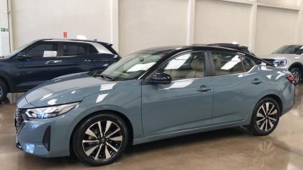 Nissan Sentra 2.0 Exclusive CVT (Aut)