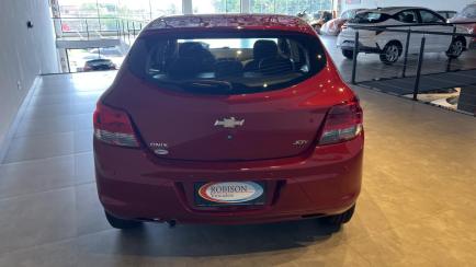 Chevrolet Onix 1.0 LT SPE/4