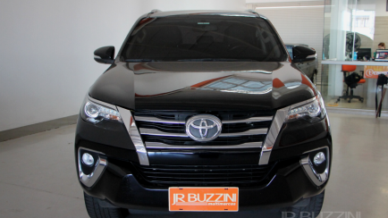 Toyota SW4 2.8 TDI SRX 5L 4x4 (Aut)