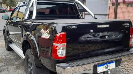 Toyota Hilux Cabine Dupla Hilux 3.0 TDI 4x4 CD SRV Top (Aut)