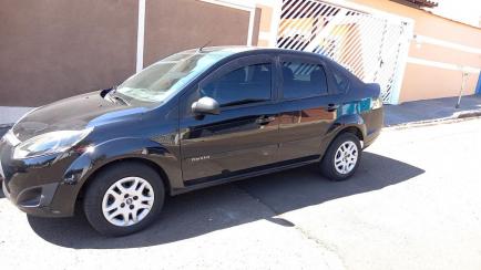 Ford Fiesta Sedan 1.6 Rocam (Flex)