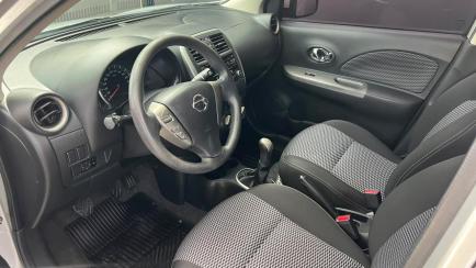Nissan March 1.0 12V SV (Flex)