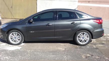 Ford Focus Sedan SE Plus 2.0 PowerShift