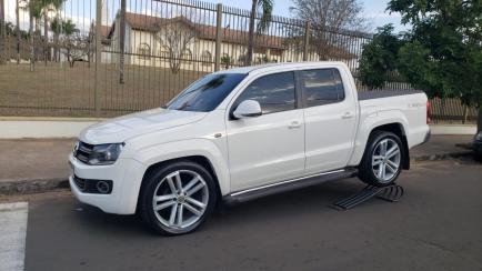 Volkswagen Amarok 2.0 TDi CD 4x4 Highline (Aut)