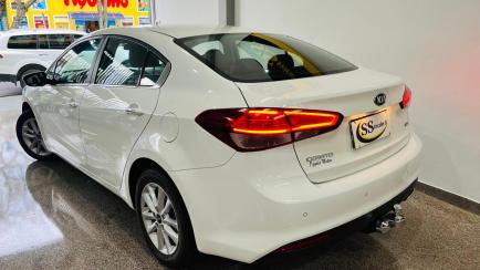 Kia Motors Cerato SX 1.6 (Aut) (Flex) E.395