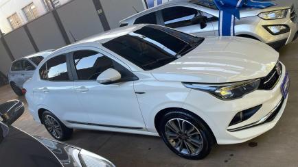 Fiat Cronos Precision 1.8 E.Torq (Flex)