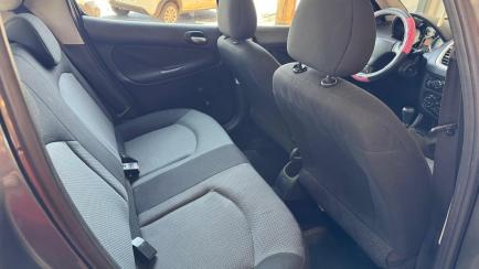 Peugeot 207 Hatch XR 1.4 8V (flex) 4p