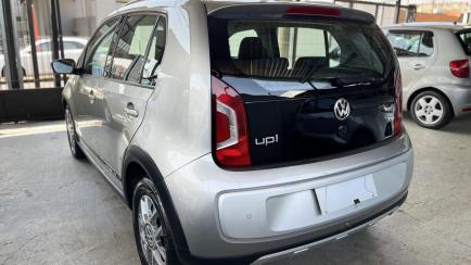 Volkswagen Up! 1.0 12v E-Flex cross up!