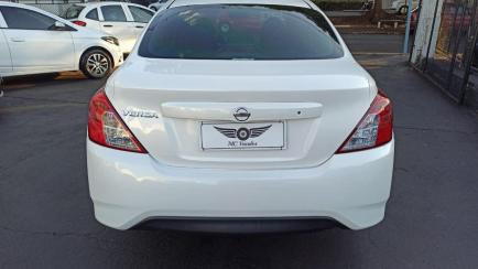 Nissan Versa 1.0 Conforto (Flex)