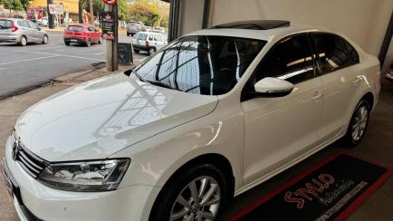 Volkswagen Jetta 2.0 Comfortline (Flex)