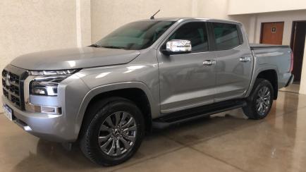 Mitsubishi Triton 2.4 D HPE 4WD (Aut)