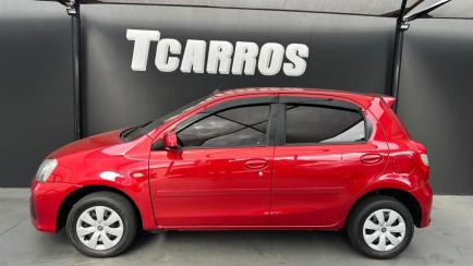 Toyota Etios Hatch Etios XS 1.5 (Flex) (Aut)