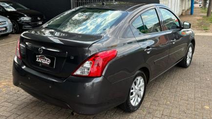 Nissan Versa S 1.0 12V (Flex)