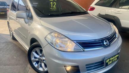 Nissan Tiida SL 1.8 (flex) (aut)