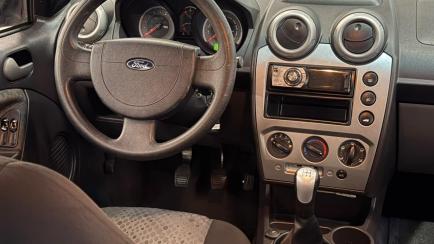 Ford Fiesta Hatch Rocam 1.6 (Flex)