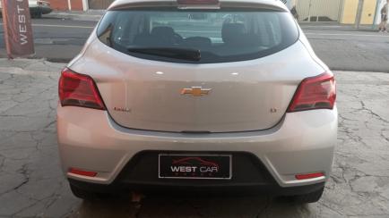 Chevrolet Onix 1.0 LT SPE/4