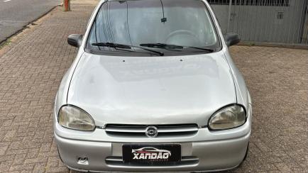 Chevrolet Corsa Sedan GL 1.6 MPFi