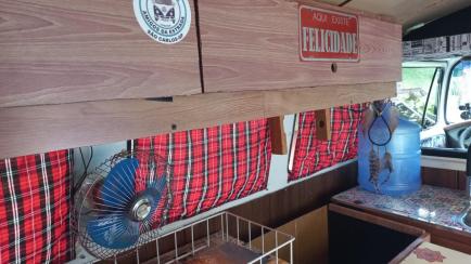 Volkswagen Kombi Furgão 1.6