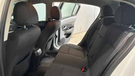 Chevrolet Cruze Sport6 LT 1.8 16V Ecotec (Flex)