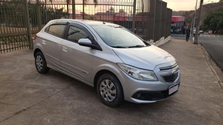 Chevrolet Onix 1.0 LT SPE/4