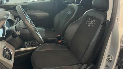 Chevrolet Onix 1.0 LT SPE/4