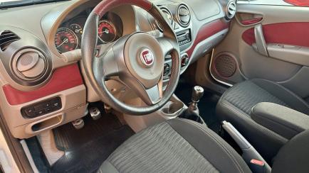Fiat Palio Sporting 1.6 16V (Flex)
