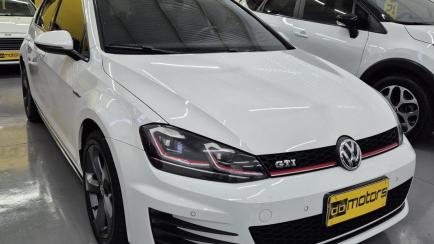 Volkswagen Golf GTI 2.0 TSi DSG