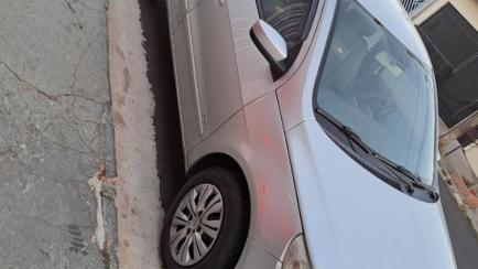 Volkswagen Gol 1.6 (G5) (Flex)