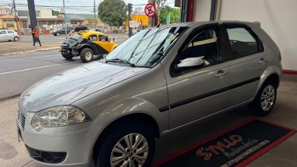 Fiat Palio ELX 1.0 (Flex) 4p