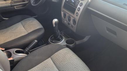 Ford Fiesta Sedan 1.6 Rocam (Flex)