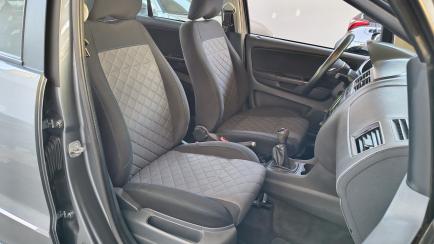 Volkswagen Fox 1.6 16v MSI Highline (Flex)