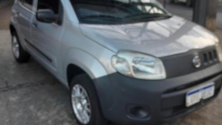 Fiat Uno Vivace 1.0 8V (Flex) 4p