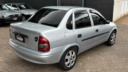 Chevrolet Corsa Sedan GL 1.6 MPFi