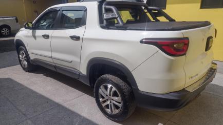 Fiat Toro Freedom 1.8 AT6 4x2 (Flex)