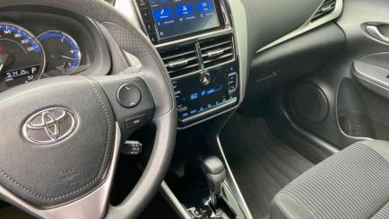 Toyota Yaris Sedan 1.5 XL Live CVT