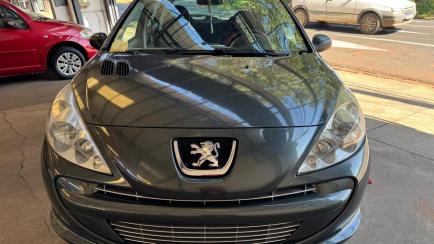 Peugeot 207 Hatch XR 1.4 8V (flex) 4p