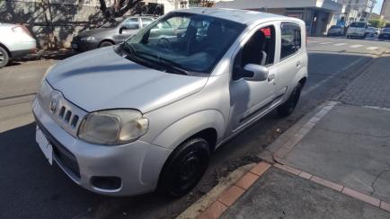 Fiat Uno Vivace 1.0 8V (Flex) 4p