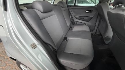 Volkswagen Fox 1.0 8V (Flex) 4p