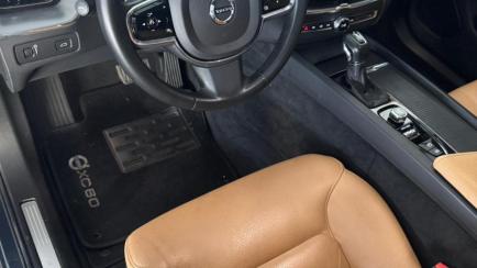 Volvo XC60 2.0 T5 Momentum AWD