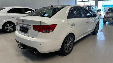 Kia Motors Cerato SX 1.6 16V E.283(aut)