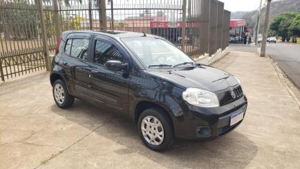 Fiat Uno Attractive 1.4 8V (Flex) 4p