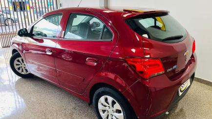 Chevrolet Onix 1.0 LT SPE/4