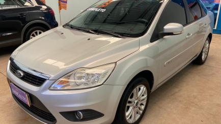 Ford Focus Sedan GLX 2.0 16V (Flex)