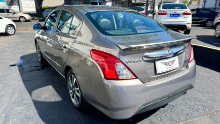 Nissan Versa 1.6 16V Unique CVT (Flex)