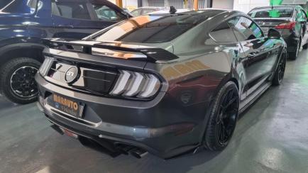 Ford Mustang 5.0 Black Shadow