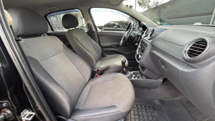 Volkswagen Gol 1.0 (G5) (Flex)