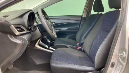 Toyota Yaris Sedan 1.5 XL Live CVT