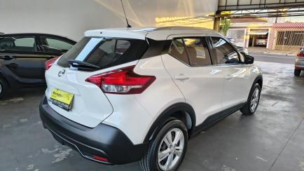 Nissan Kicks 1.6 S CVT (Flex)