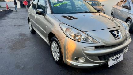 Peugeot 207 Hatch XR 1.4 8V (flex) 4p