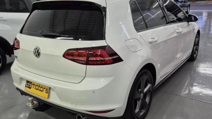 Volkswagen Golf GTI 2.0 TSi DSG
